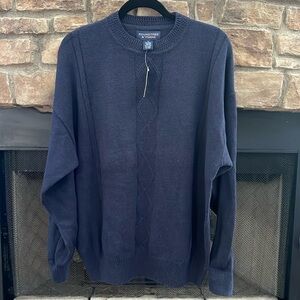NWT Roundtree & Yorke navy blue sweater. Size XL